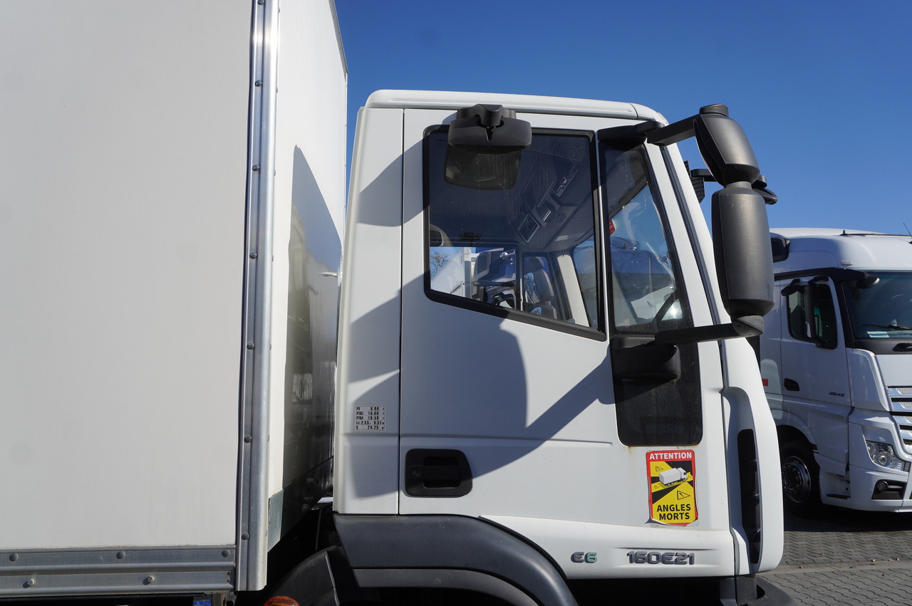 Camion fourgon IVECO Eurocargo 160E21 / Only 11 thousand km!!! / Box 18 EPAL: photos 15 Camion fourgon IVECO Eurocargo 160E21 / Only 11 thousand km!!! / Box 18 EPAL: photos 15