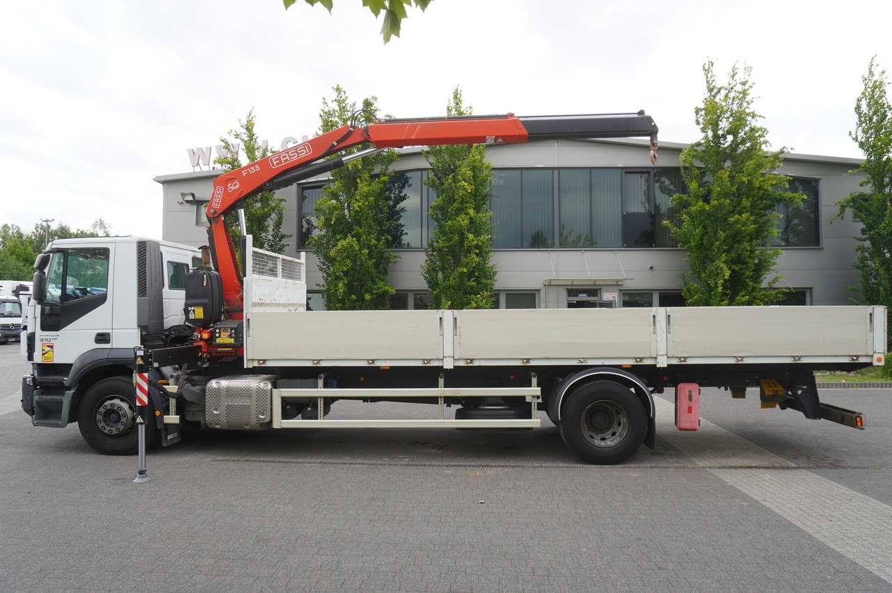 Crédit-bail de IVECO STRALIS 19.310 E6 / Flatbed 19 EPAL / FASSI F135 / 225 MTH! / 5.7  T IVECO STRALIS 19.310 E6 / Flatbed 19 EPAL / FASSI F135 / 225 MTH! / 5.7  T: photos 6