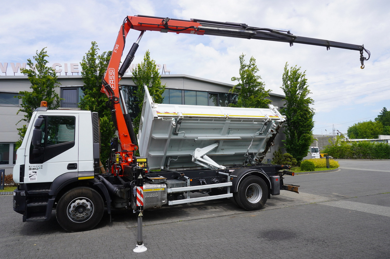 Camion grue IVECO STRALIS 330 E6 / FASSI 195A 8.5 T / 3-side tipper: photos 18