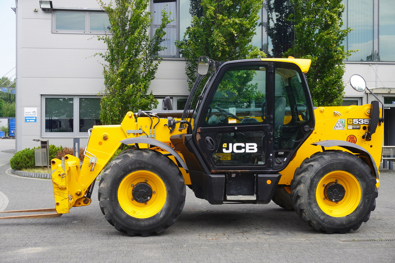 JCB 535-95 / 3.5 T / range 9.5 m / joystick / 2021 - Chariot télescopique: photos 4 JCB 535-95 / 3.5 T / range 9.5 m / joystick / 2021 - Chariot télescopique: photos 4