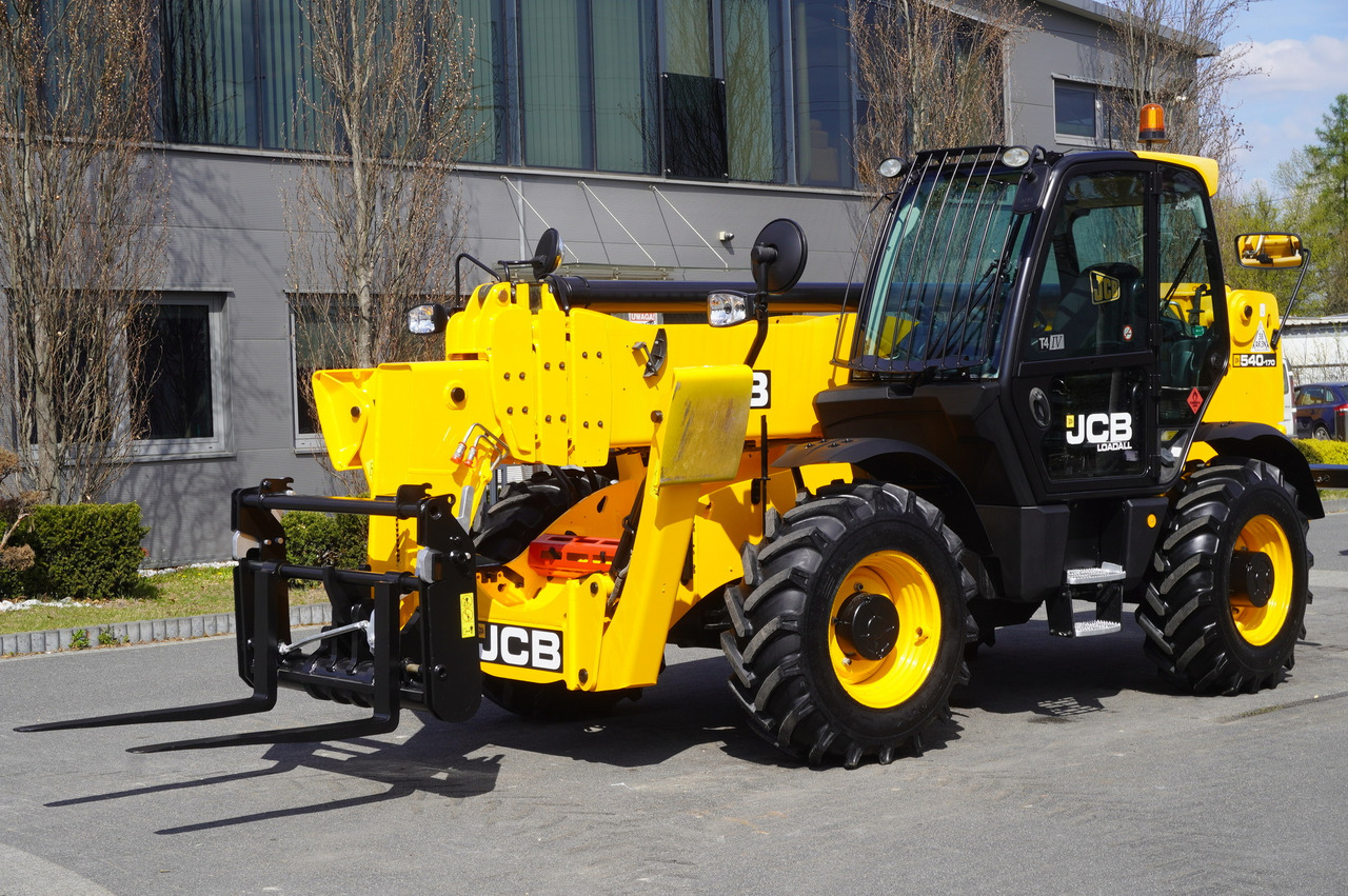 JCB 540-170 Telescopic Loader / 17m / joystick - Chariot télescopique: photos 3 JCB 540-170 Telescopic Loader / 17m / joystick - Chariot télescopique: photos 3
