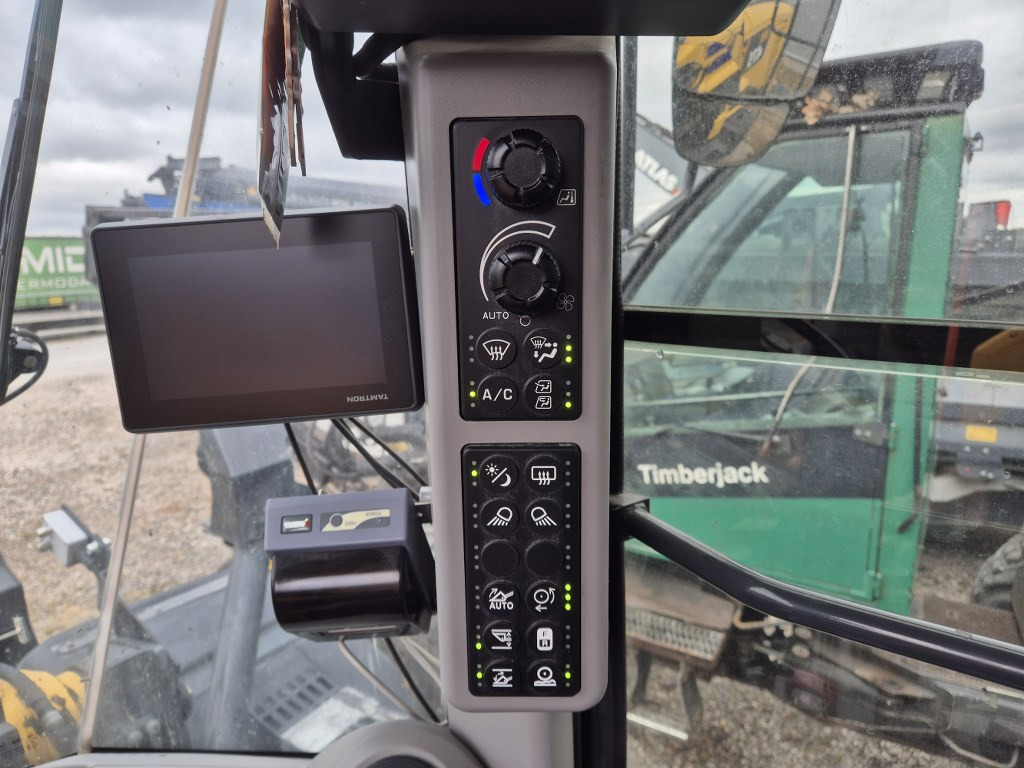 Chargeuse sur pneus KOMATSU WA475-10E0 wheel loader / 2023 / 3300 MTH: photos 11 Chargeuse sur pneus KOMATSU WA475-10E0 wheel loader / 2023 / 3300 MTH: photos 11