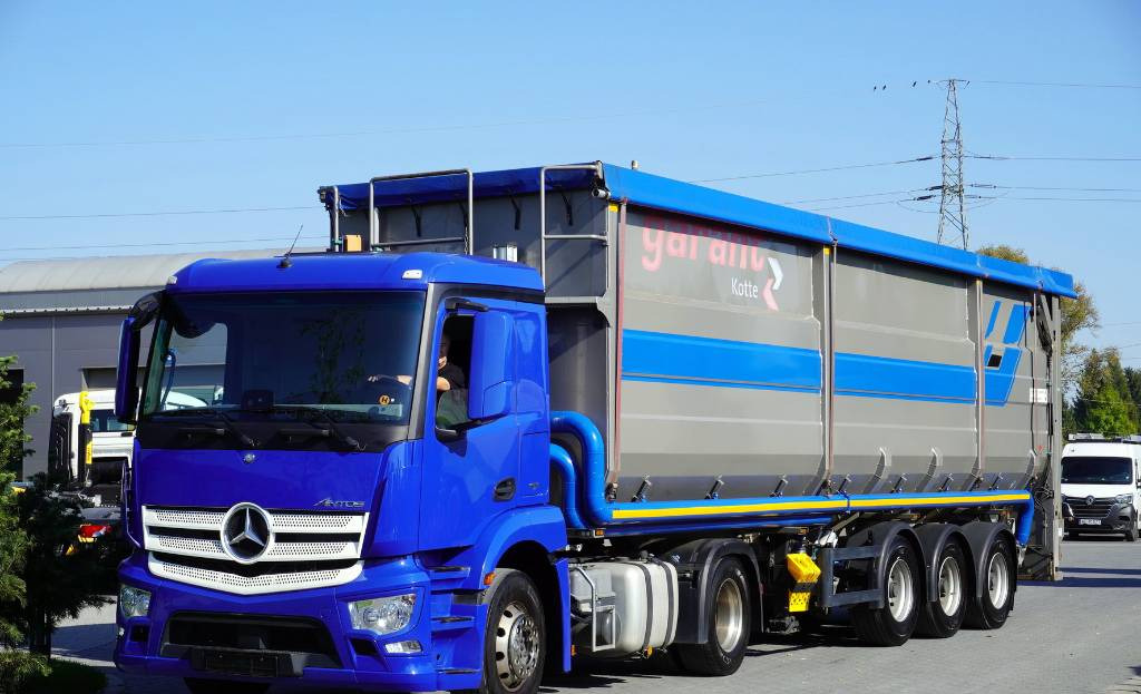 Kotte Duo-Liner GKS 52 - 25 - Semi-remorque à fond mouvant: photos 5 Kotte Duo-Liner GKS 52 - 25 - Semi-remorque à fond mouvant: photos 5