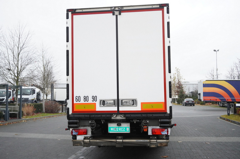 LAMBERET refrigerated semi-trailer / Carrier Vector 1550 unit - Semi-remorque frigorifique: photos 5 LAMBERET refrigerated semi-trailer / Carrier Vector 1550 unit - Semi-remorque frigorifique: photos 5