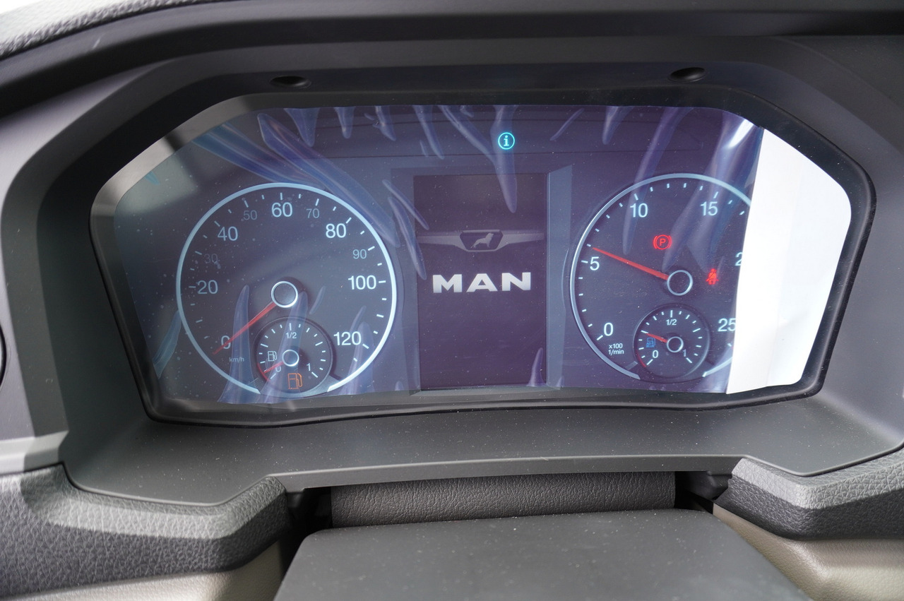 Camion isothermique neuf MAN New TGX 26.400 / NEW IGLOOCAR refrigerator 20 pallets / 6×2 / 2024 / 2 units: photos 19