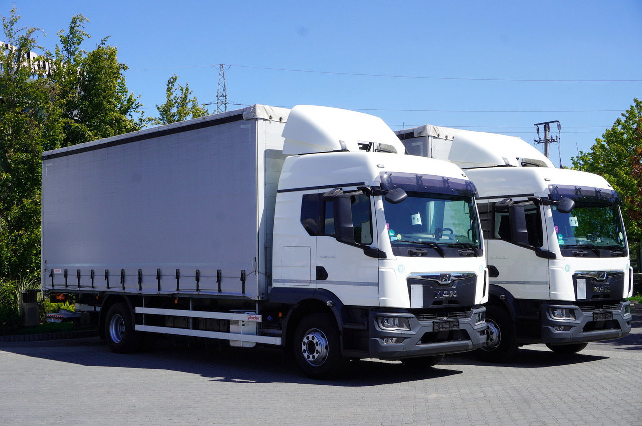 MAN TGM 15.290 Curtainsider / Glob / Manual / 2 beds / 17 EPAL - Camion à rideaux coulissants: photos 2 MAN TGM 15.290 Curtainsider / Glob / Manual / 2 beds / 17 EPAL - Camion à rideaux coulissants: photos 2