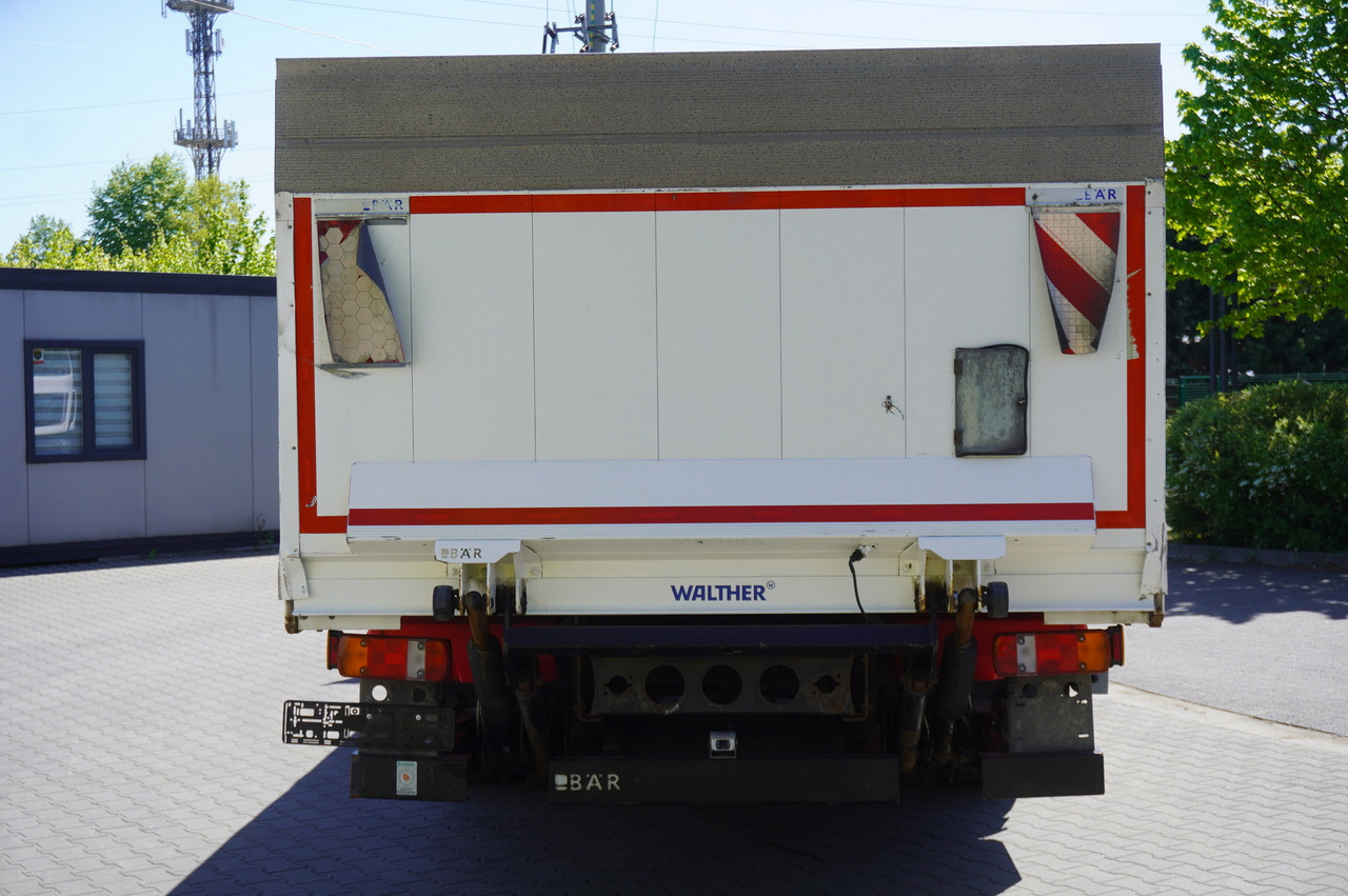 MAN TGM 18.340 / flatbed 18 EPAL / Sleeping cab - Camion plateau: photos 4 MAN TGM 18.340 / flatbed 18 EPAL / Sleeping cab - Camion plateau: photos 4