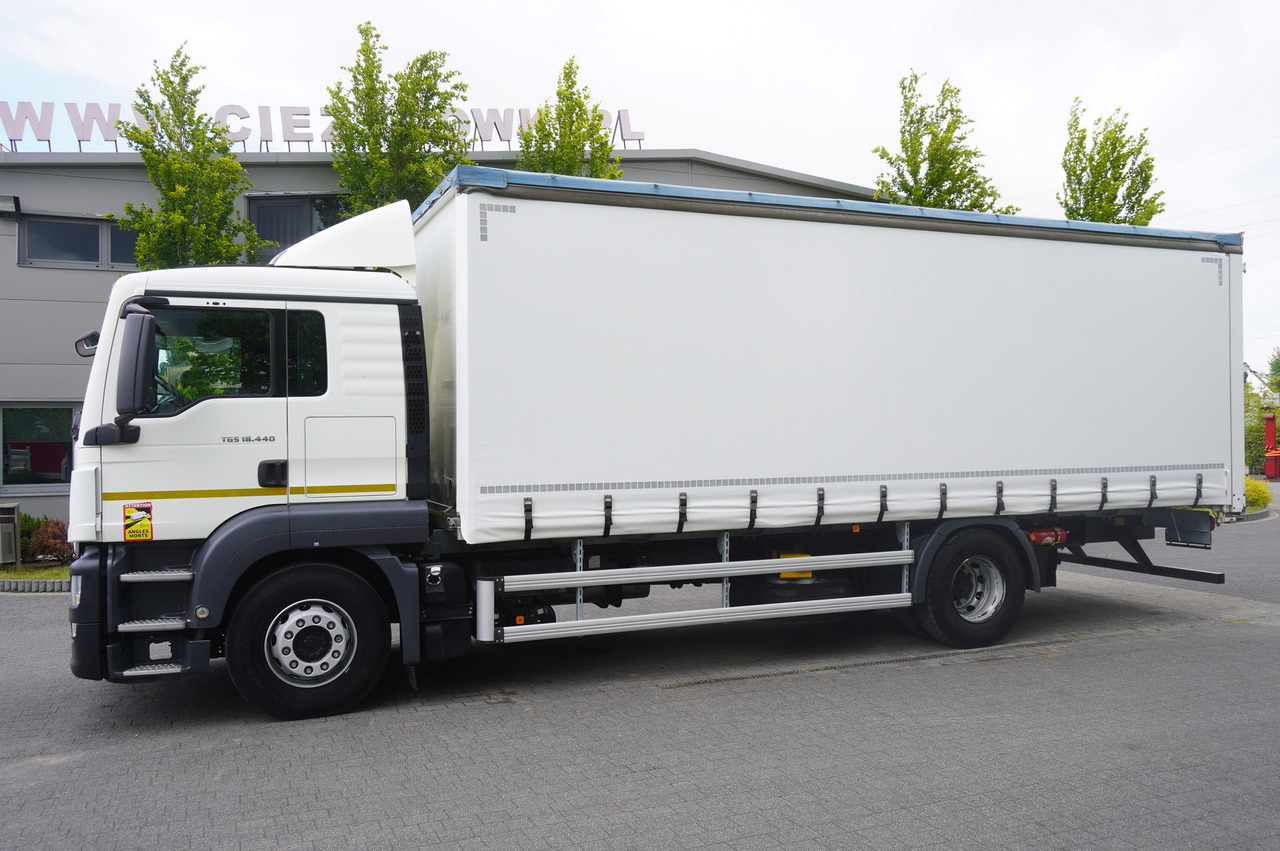MAN TGS 18.440 / 19 EPAL curtainsider / Sleeper cab - Camion à rideaux coulissants: photos 5 MAN TGS 18.440 / 19 EPAL curtainsider / Sleeper cab - Camion à rideaux coulissants: photos 5