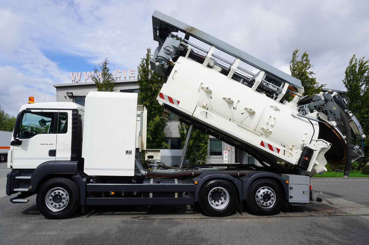 MAN TGS 26.360 E6 / RIVARD sewage cleaner 18 m3 / 115 tho. km / steering axle / 2 units - Camion hydrocureur: photos 4 MAN TGS 26.360 E6 / RIVARD sewage cleaner 18 m3 / 115 tho. km / steering axle / 2 units - Camion hydrocureur: photos 4