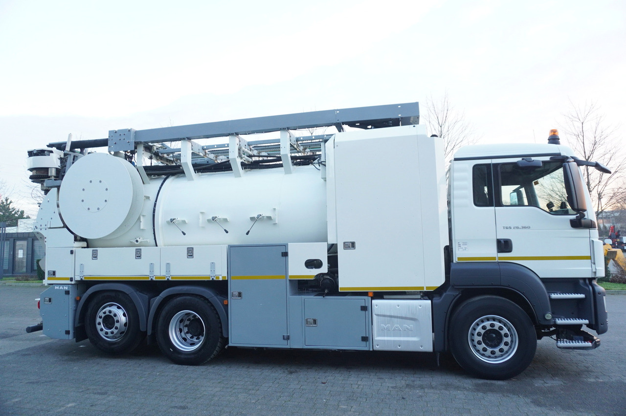 MAN TGS 26.360 E6 / RIVARD sewage cleaner 18 m3 / 130 tho. km / steering axle - Camion hydrocureur: photos 4 MAN TGS 26.360 E6 / RIVARD sewage cleaner 18 m3 / 130 tho. km / steering axle - Camion hydrocureur: photos 4