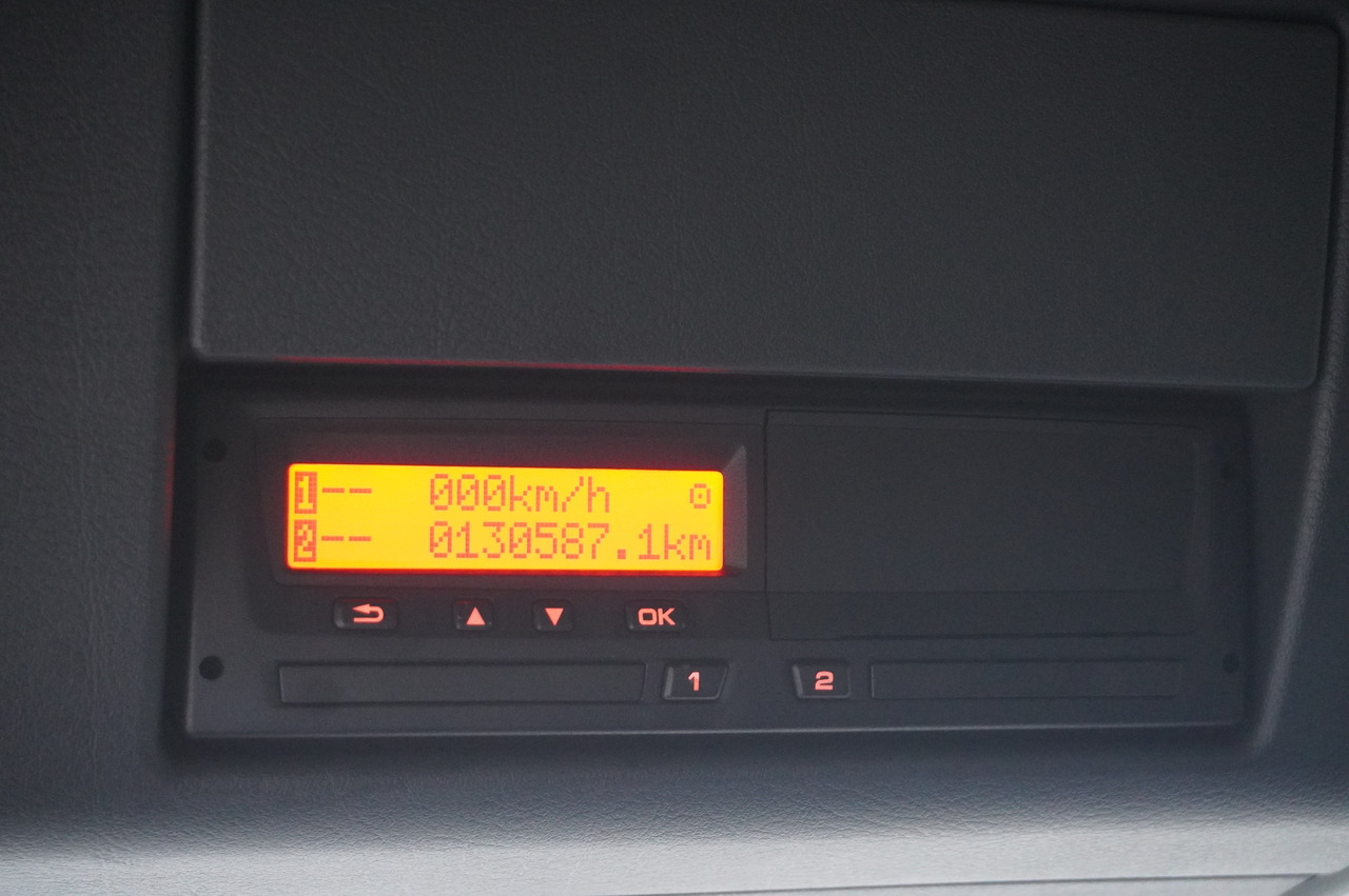 MAN TGS 26.360 E6 / RIVARD sewage cleaner 18 m3 / 130 tho. km / steering axle - Camion hydrocureur: photos 2 MAN TGS 26.360 E6 / RIVARD sewage cleaner 18 m3 / 130 tho. km / steering axle - Camion hydrocureur: photos 2