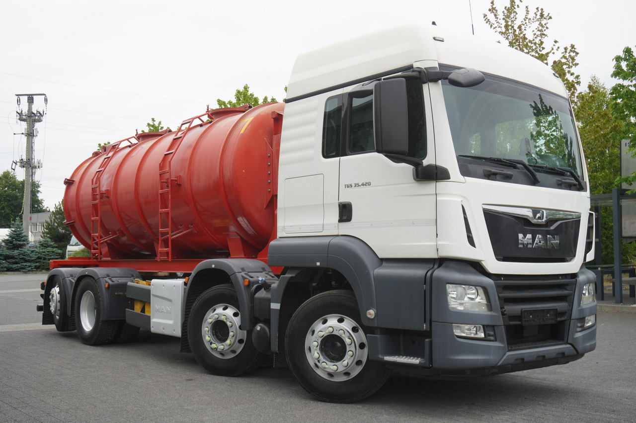 Enfouisseur à dents MAN TGS 35.420 8×2 / NEW septic barrel 13000 L / 3 steered axles: photos 6