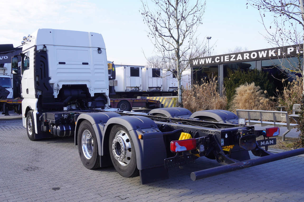 MAN TGX 26,500 / 500 HP / steering 3rd axle / 20 t cap. / Chassis 6.5 m - Châssis cabine: photos 5 MAN TGX 26,500 / 500 HP / steering 3rd axle / 20 t cap. / Chassis 6.5 m - Châssis cabine: photos 5