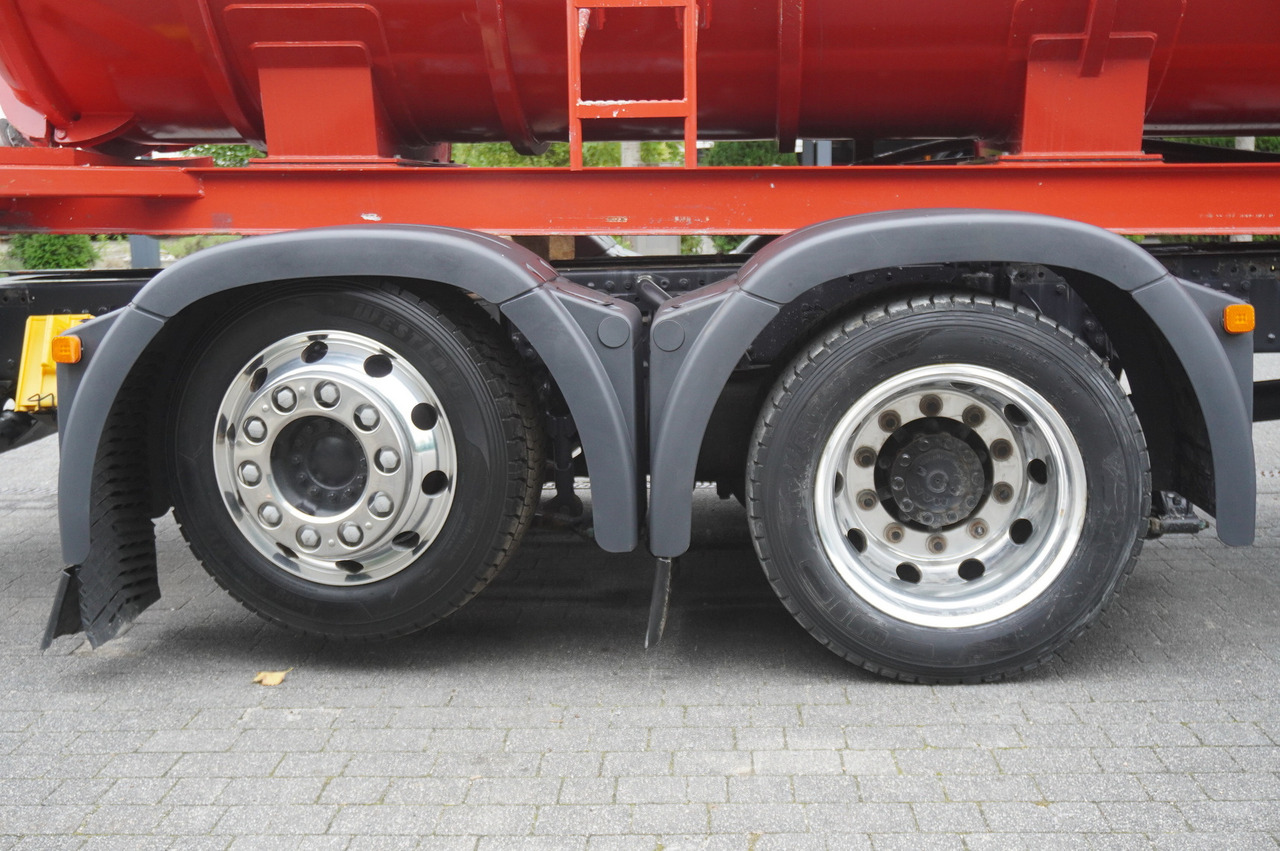 Crédit-bail de MAN TGX 26.500 / NEW Stal Septic barrel 13000 l / steering 3rd axle MAN TGX 26.500 / NEW Stal Septic barrel 13000 l / steering 3rd axle: photos 10