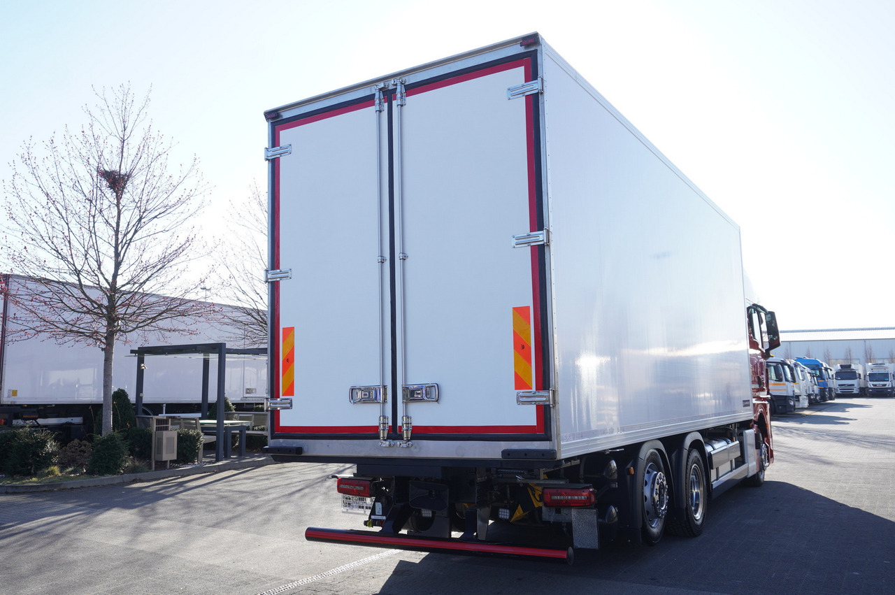 MAN TGX 26.510 / 2022 / New Lamberet refrigerator bitemperature/ Carrier Supra 1150 MT / 4 units - Camion frigorifique: photos 4 MAN TGX 26.510 / 2022 / New Lamberet refrigerator bitemperature/ Carrier Supra 1150 MT / 4 units - Camion frigorifique: photos 4
