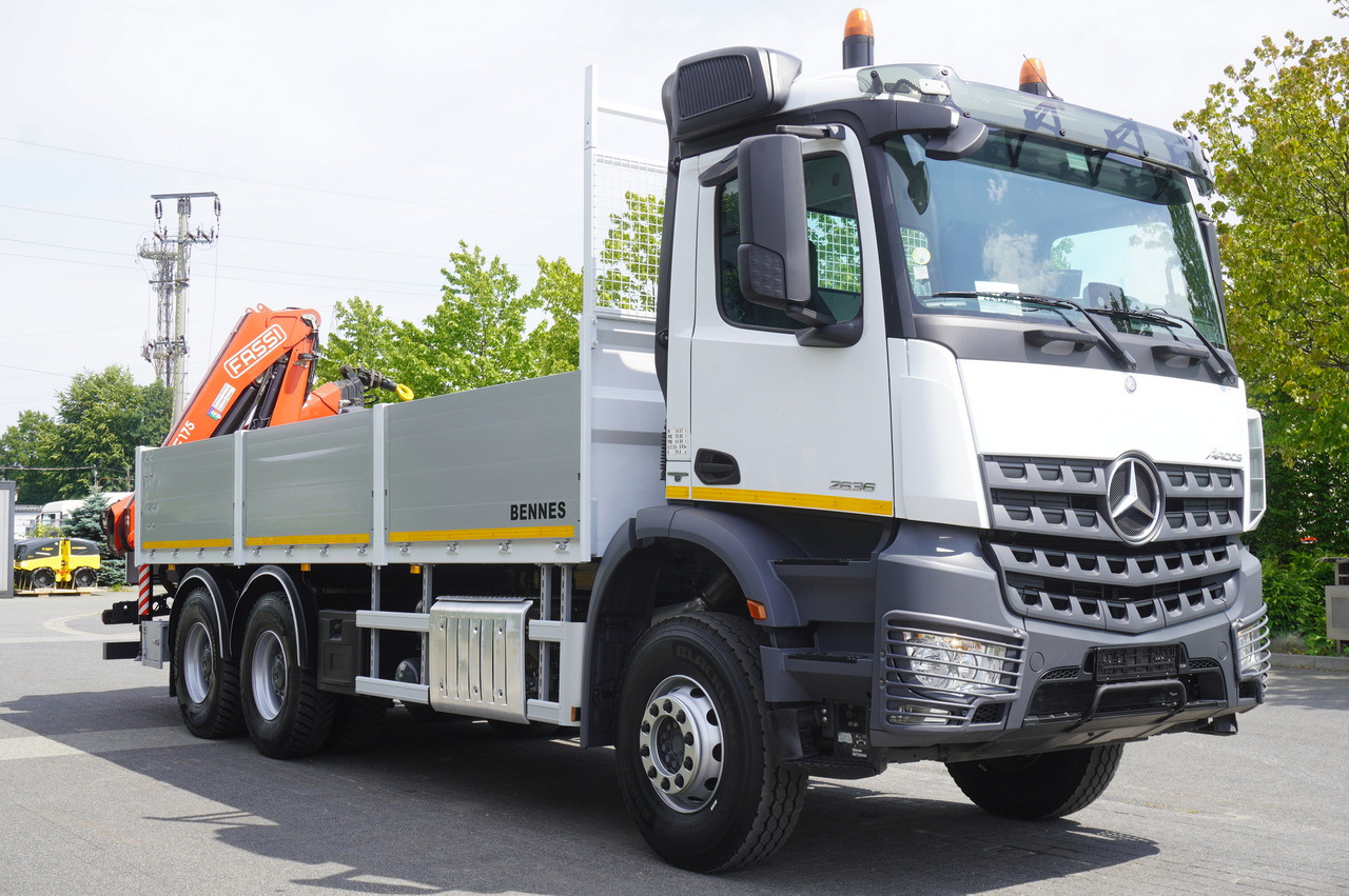 Camion plateau, Camion grue MERCEDES-BENZ AROCS 2636 Flatbed / HDS FASSI F175 7.7 T / 150,000 km: photos 11
