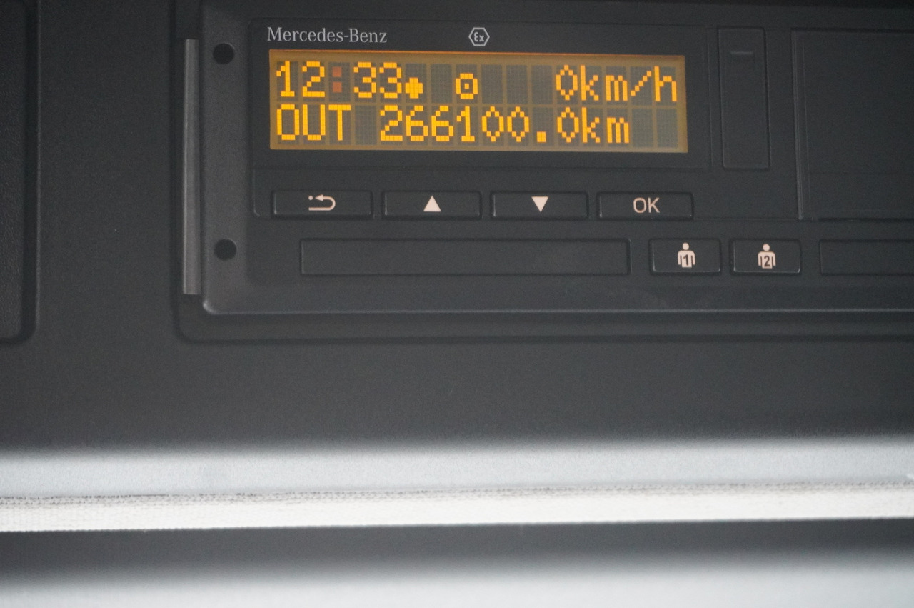 Crédit-bail de MERCEDES-BENZ Actros 1833 / 260 tho. km / NEW septic tank 11000 l MERCEDES-BENZ Actros 1833 / 260 tho. km / NEW septic tank 11000 l: photos 21