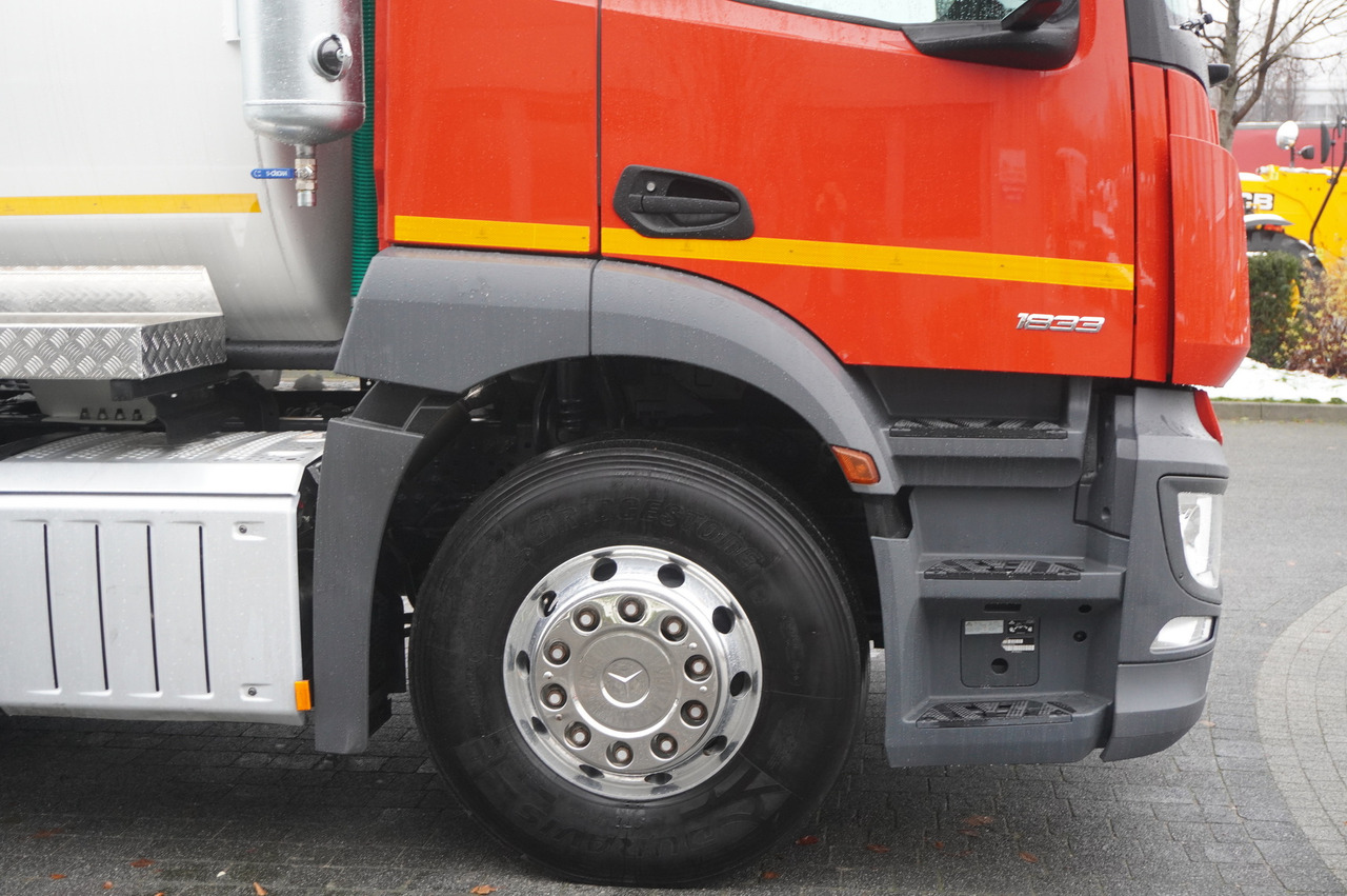 Crédit-bail de MERCEDES-BENZ Actros 1833 / 260 tho. km / NEW septic tank 11000 l MERCEDES-BENZ Actros 1833 / 260 tho. km / NEW septic tank 11000 l: photos 15