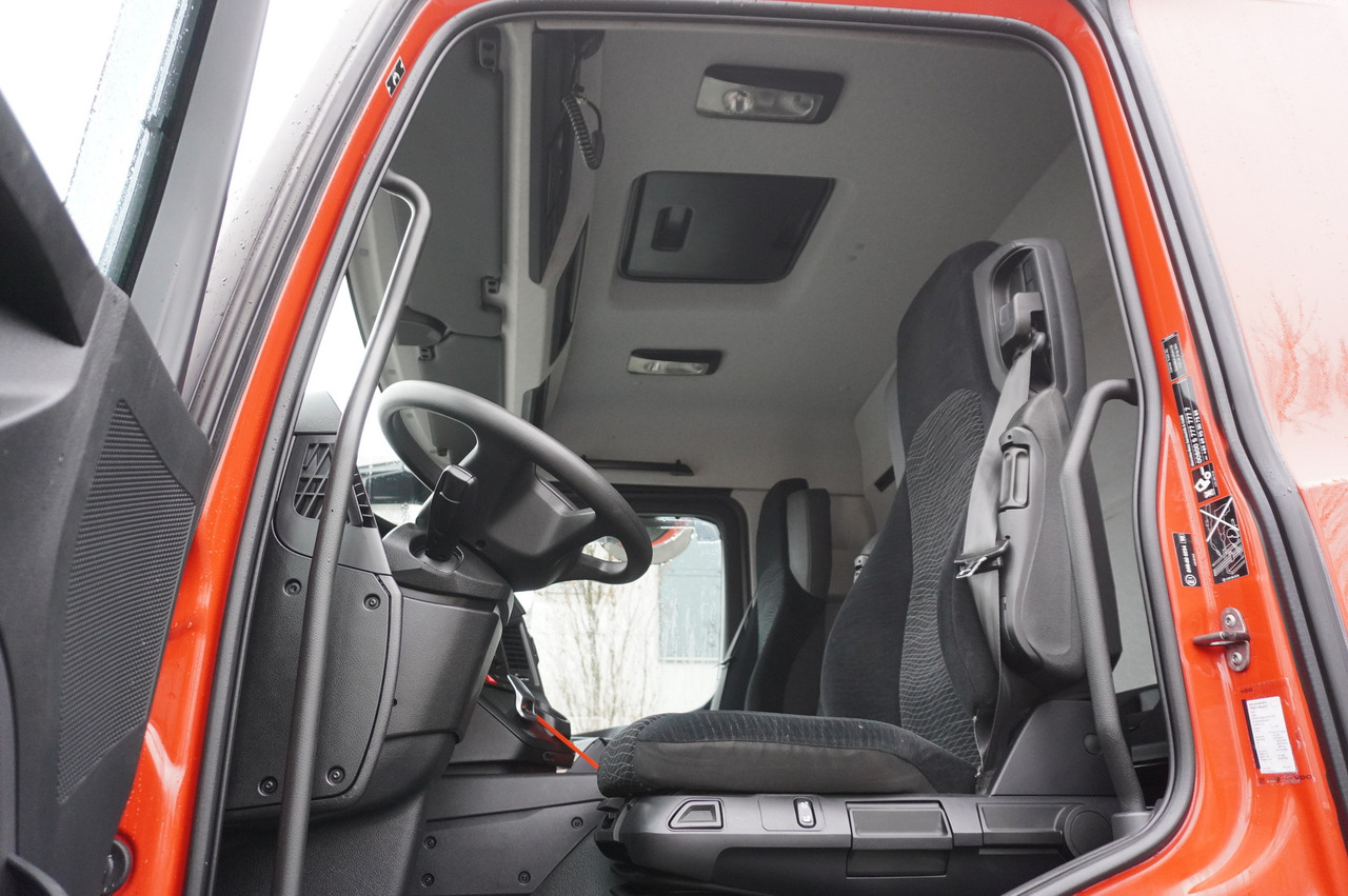 Crédit-bail de MERCEDES-BENZ Actros 1833 / 260 tho. km / NEW septic tank 11000 l MERCEDES-BENZ Actros 1833 / 260 tho. km / NEW septic tank 11000 l: photos 19