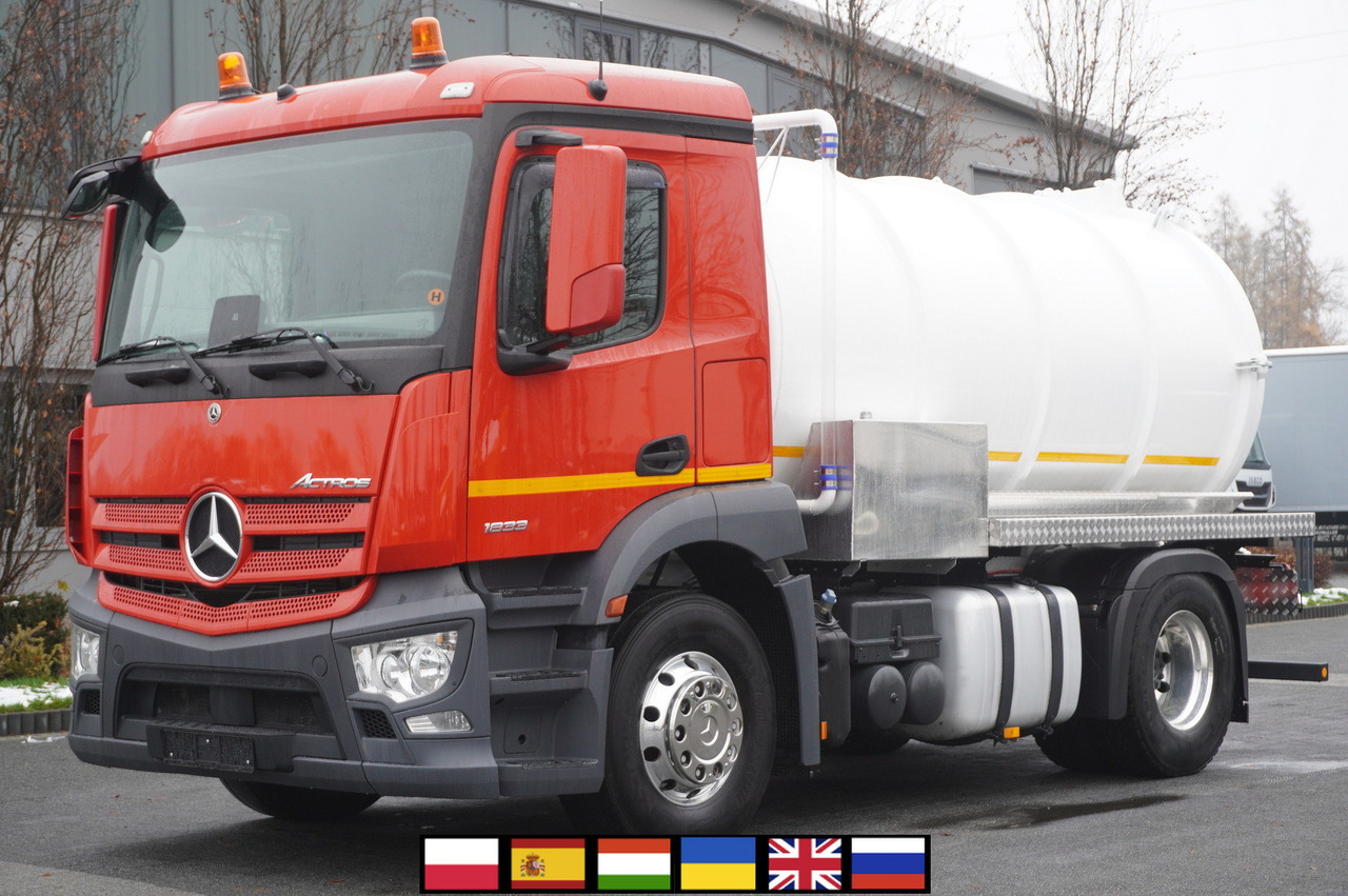 MERCEDES-BENZ Actros 1833 / 260 tho. km / NEW septic tank 11000 l - Camion citerne: photos 1 MERCEDES-BENZ Actros 1833 / 260 tho. km / NEW septic tank 11000 l - Camion citerne: photos 1