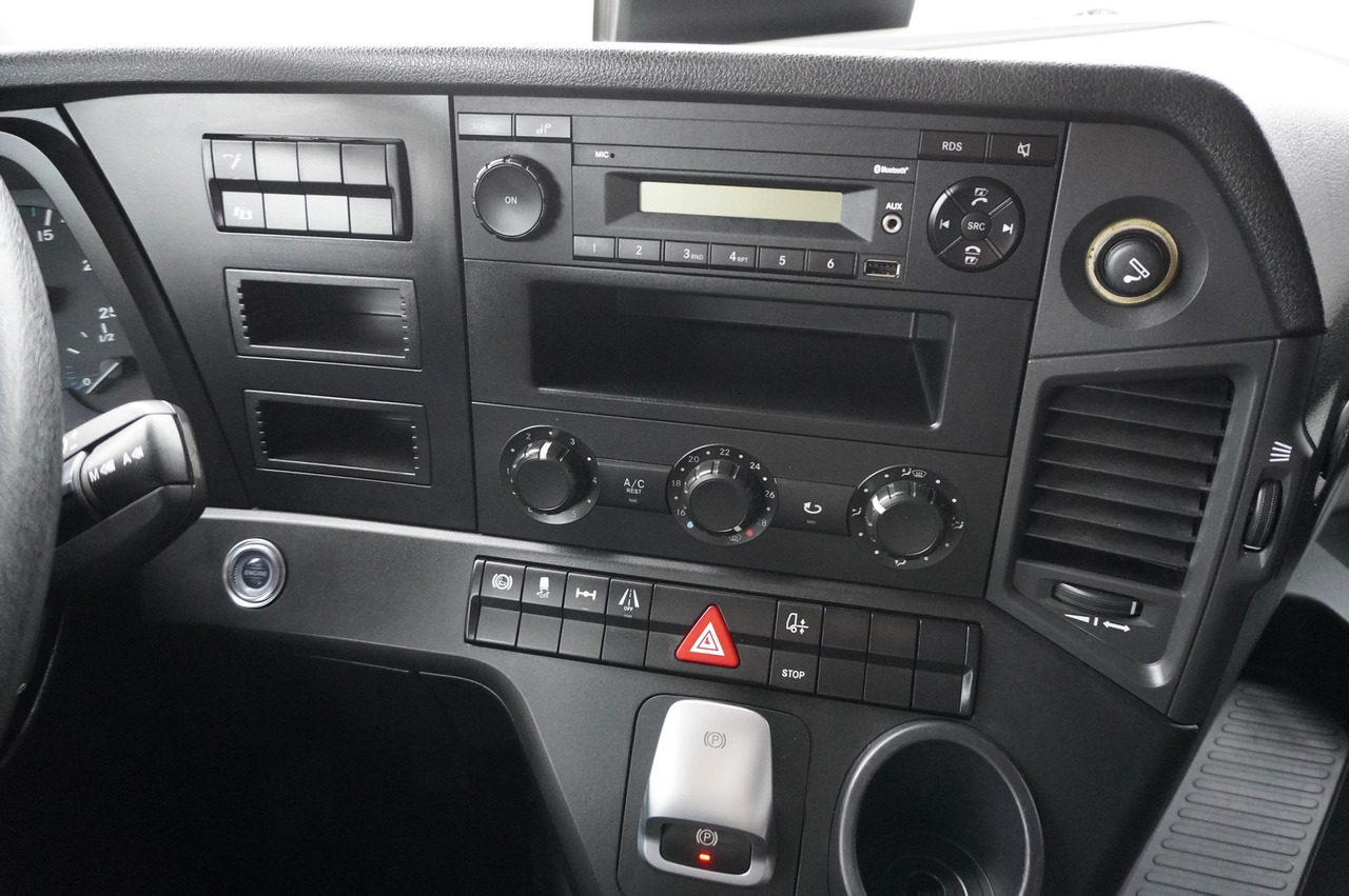 Crédit-bail de MERCEDES-BENZ Actros 1833 / 260 tho. km / NEW septic tank 11000 l MERCEDES-BENZ Actros 1833 / 260 tho. km / NEW septic tank 11000 l: photos 23