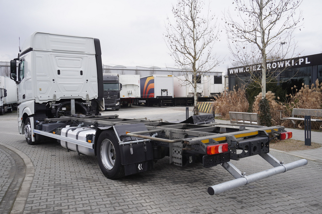 MERCEDES-BENZ Actros 1840 / BDF / 2019 - Camion porte-conteneur/ Caisse mobile: photos 3 MERCEDES-BENZ Actros 1840 / BDF / 2019 - Camion porte-conteneur/ Caisse mobile: photos 3