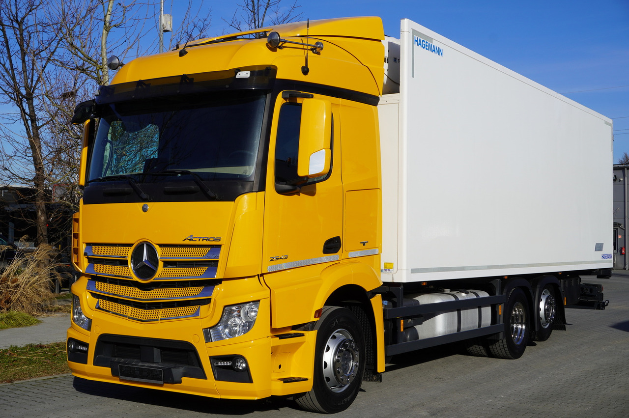 MERCEDES-BENZ Actros 2543 E6 6×2 / Refrigerated truck / ATP/FRC / 20 pallets / 260000 km!!! - Camion frigorifique: photos 2 MERCEDES-BENZ Actros 2543 E6 6×2 / Refrigerated truck / ATP/FRC / 20 pallets / 260000 km!!! - Camion frigorifique: photos 2