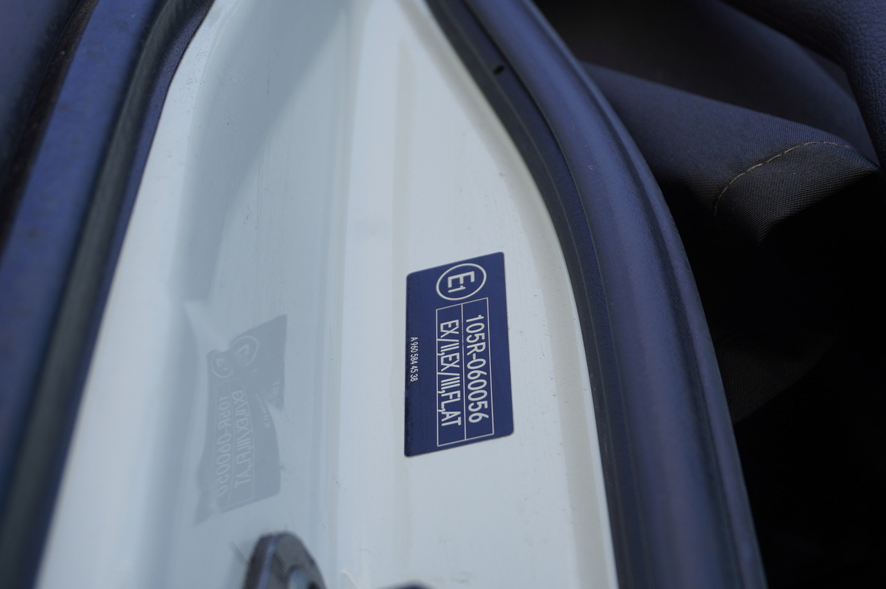 MERCEDES-BENZ Actros 2545 6×2 MP5 / Full ADR / 2 units - Camion porte-conteneur/ Caisse mobile: photos 2 MERCEDES-BENZ Actros 2545 6×2 MP5 / Full ADR / 2 units - Camion porte-conteneur/ Caisse mobile: photos 2