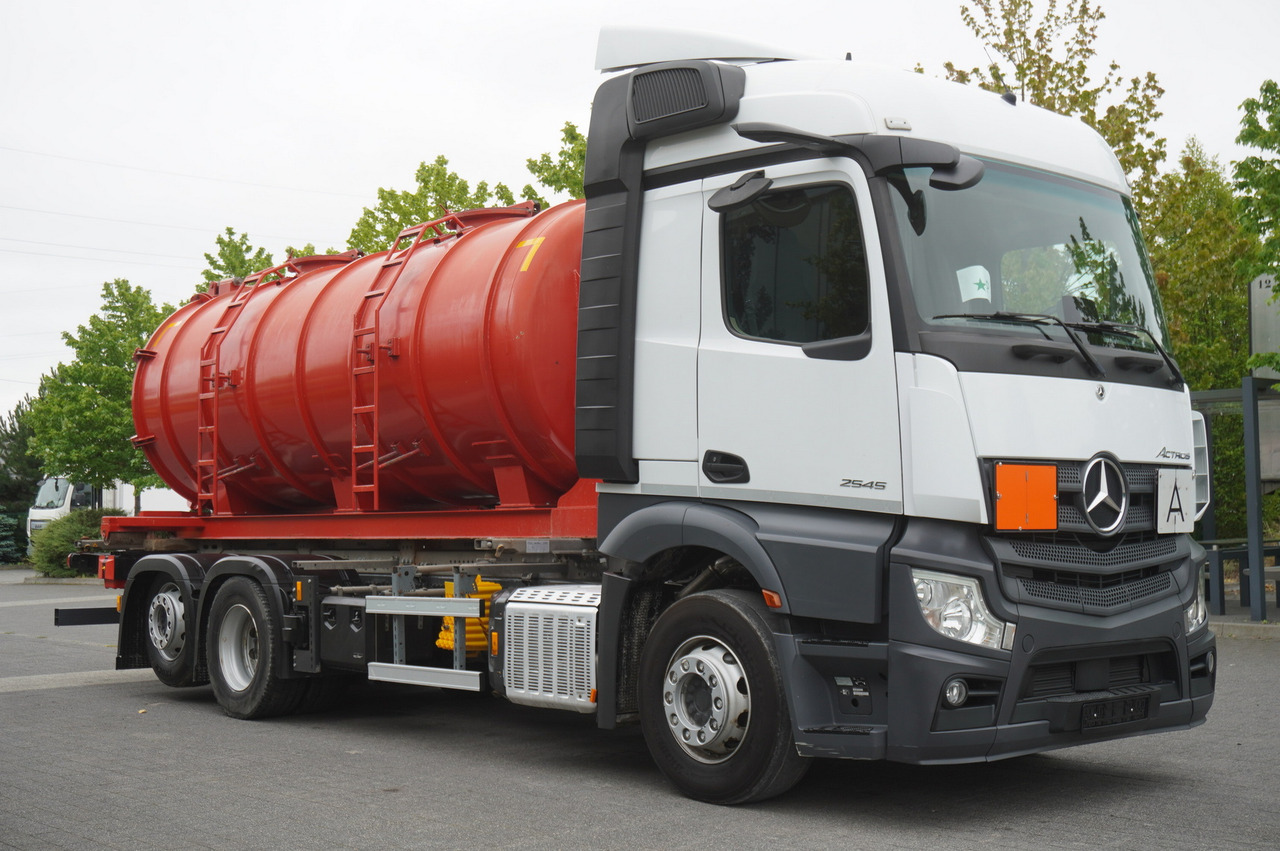 Crédit-bail de MERCEDES-BENZ Actros 2545 6 × 2 MP5 / NEW septic barrel 13000 L MERCEDES-BENZ Actros 2545 6 × 2 MP5 / NEW septic barrel 13000 L: photos 6