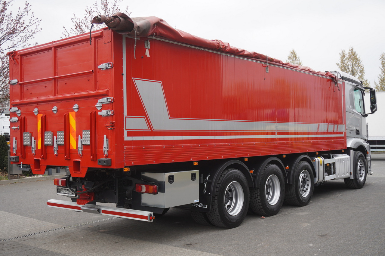 Camion plateau MERCEDES-BENZ Actros 3563 8x4 / Tipper for grain 20 t load capacity: photos 8