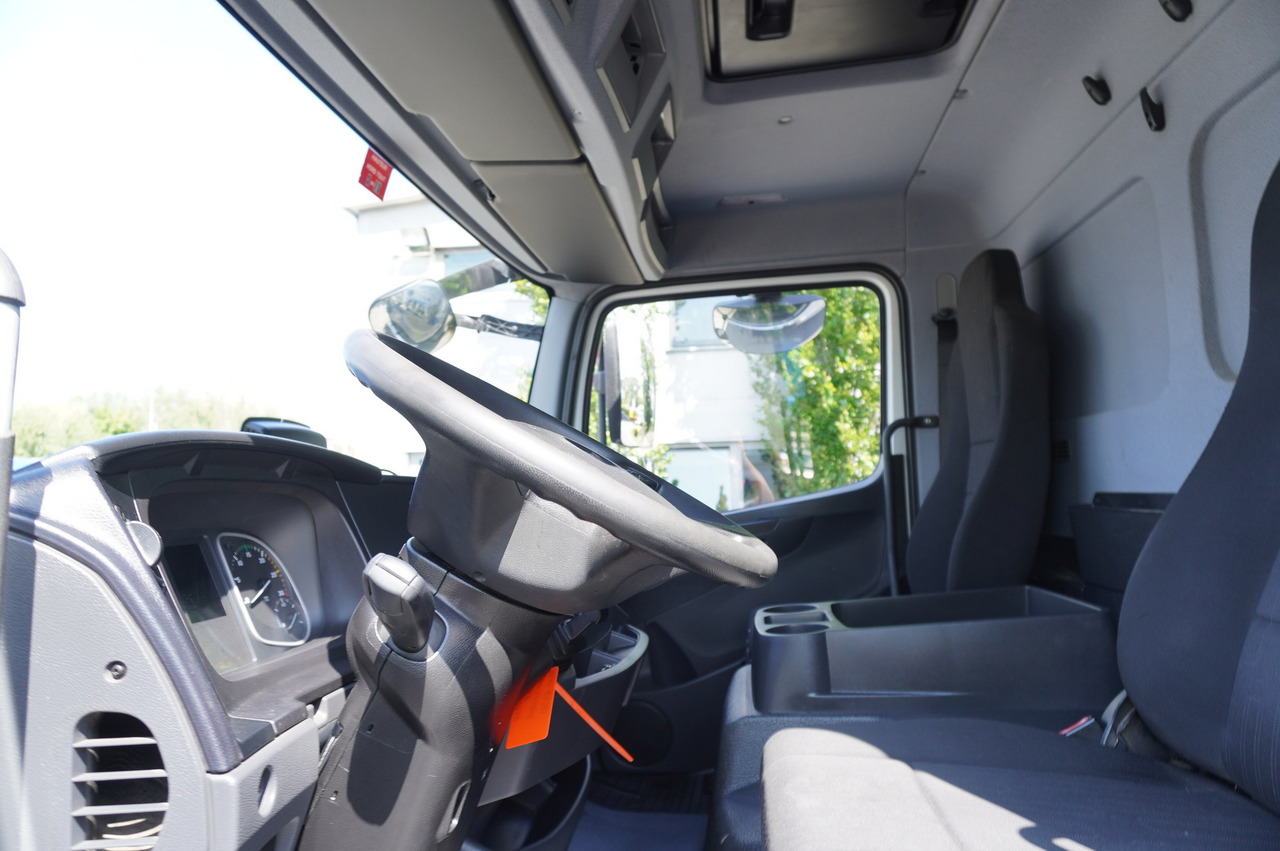Camion fourgon MERCEDES-BENZ Atego 1318 E6 / 20 pallet container / lift / 90 thousand km !!!: photos 11