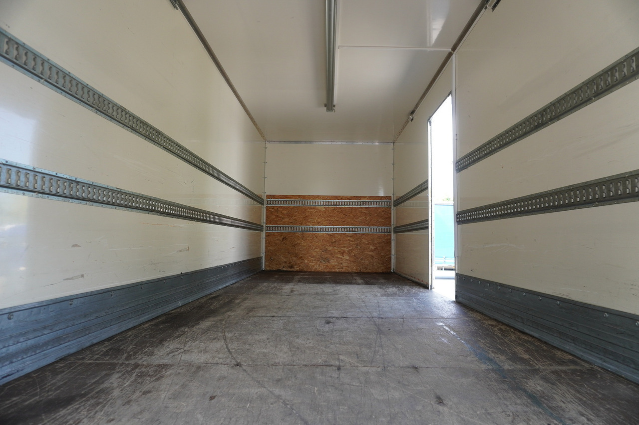 Camion fourgon MERCEDES-BENZ Atego 1318 E6 / 20 pallet container / lift / 90 thousand km !!!: photos 8