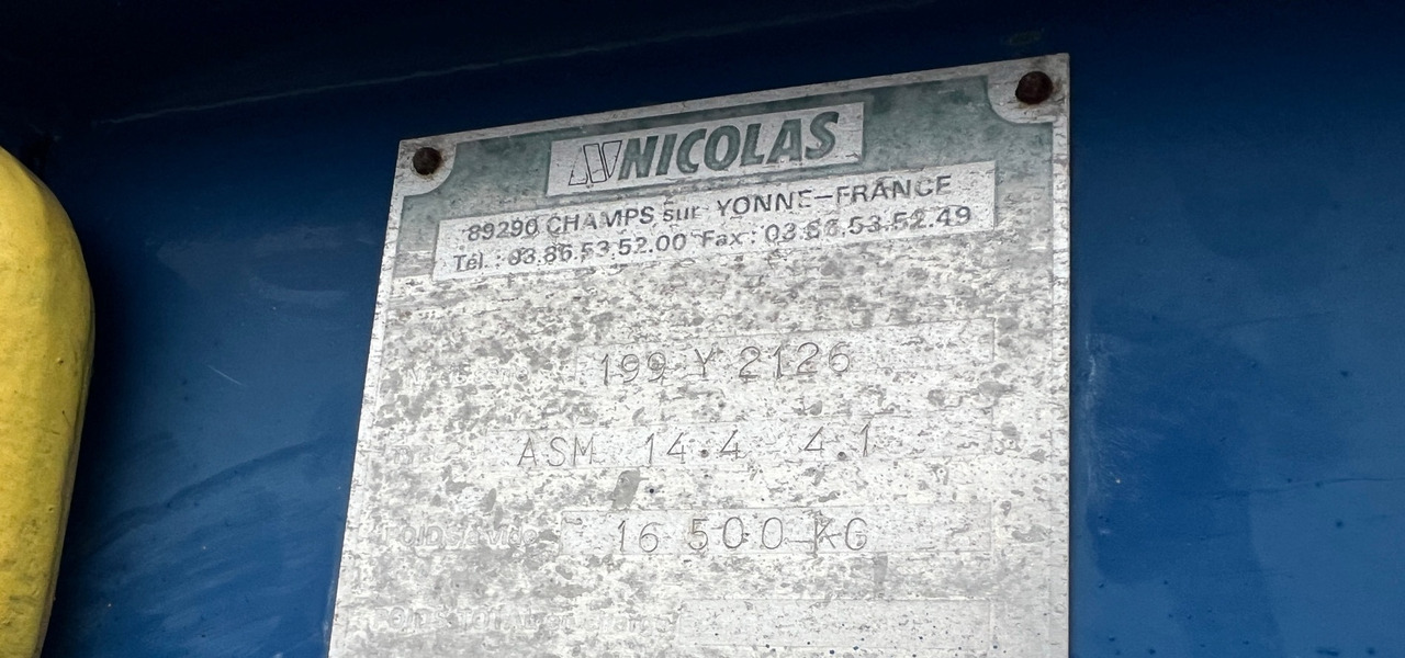 NICOLAS ASM14.4-4.1 terminal tractor 8x2x8 / 200 MTH - Tracteur portuaire: photos 5 NICOLAS ASM14.4-4.1 terminal tractor 8x2x8 / 200 MTH - Tracteur portuaire: photos 5