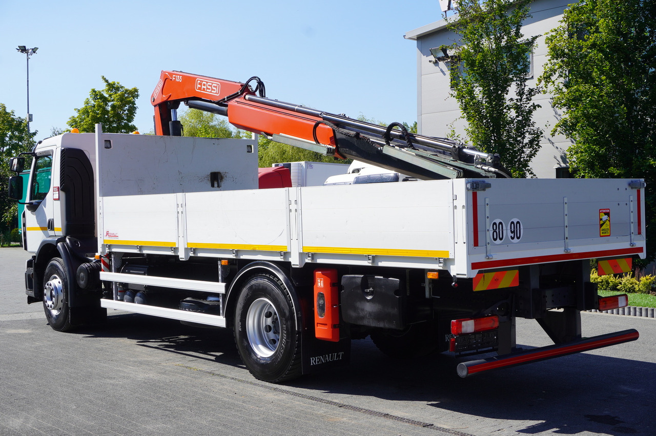 RENAULT C280 DTI 8 / FASSI crane 5.6 T / range 8 m / Flatbed 15 EPAL - Camion plateau, Camion grue: photos 3 RENAULT C280 DTI 8 / FASSI crane 5.6 T / range 8 m / Flatbed 15 EPAL - Camion plateau, Camion grue: photos 3