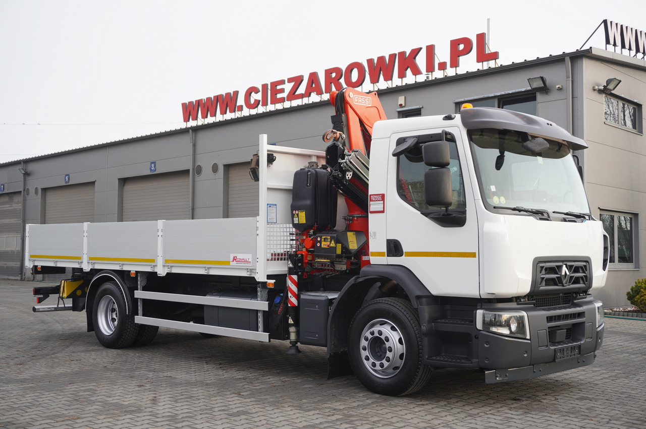 RENAULT C280 DTI 8 / FASSI crane 5.6 T / range 8 m / Flatbed 15 EPAL - Camion grue: photos 2 RENAULT C280 DTI 8 / FASSI crane 5.6 T / range 8 m / Flatbed 15 EPAL - Camion grue: photos 2
