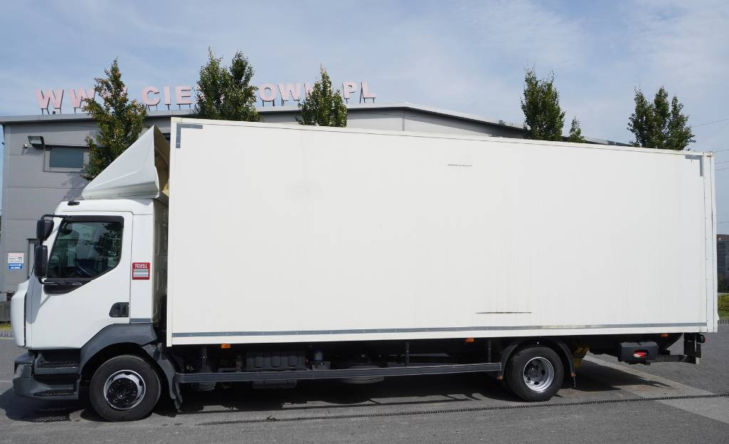 RENAULT D12 E6 / Container 18 pallets / tail lift - Camion fourgon: photos 2 RENAULT D12 E6 / Container 18 pallets / tail lift - Camion fourgon: photos 2