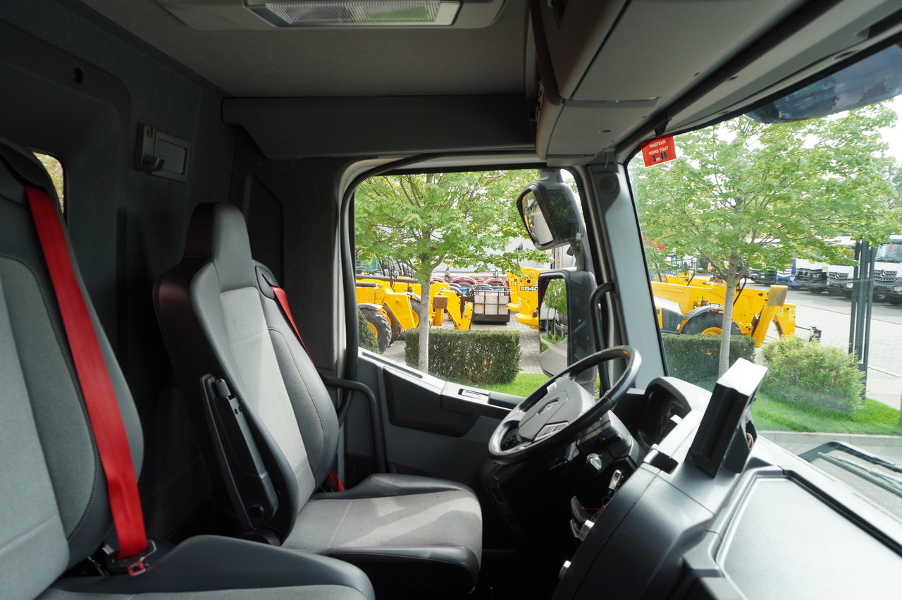 Camion benne, Camion grue RENAULT K380 6×4 / FASSI F175 crane 7.85 t / 120 thousand km! / 2-sided tipper: photos 31
