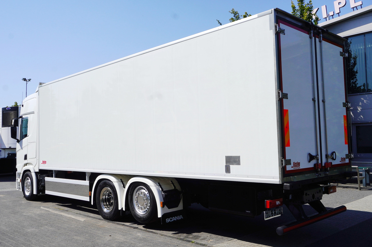 SCANIA R500 Hook-Up Refrigerated Truck KIESLING 20 EPAL / Carrier Supra 1250 Silent - Camion frigorifique: photos 3 SCANIA R500 Hook-Up Refrigerated Truck KIESLING 20 EPAL / Carrier Supra 1250 Silent - Camion frigorifique: photos 3