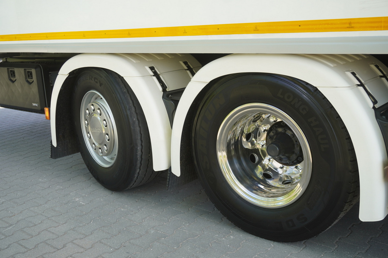 Camion frigorifique SCANIA R500 / Lecapitaine refrigerator 20 EPAL / Carrier Supra 950 / Steered 3rd axle: photos 14