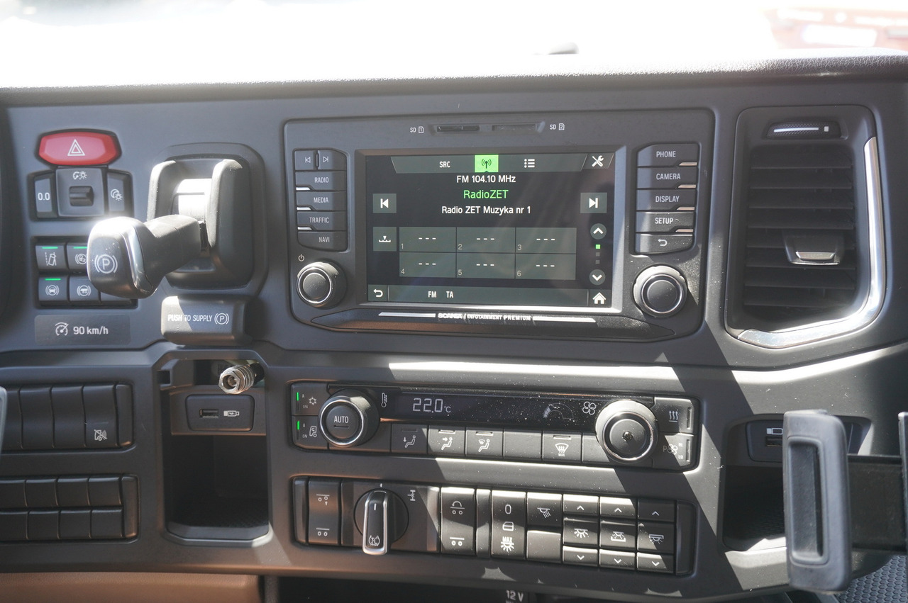 Camion frigorifique SCANIA R500 / Lecapitaine refrigerator 20 EPAL / Carrier Supra 950 / Steered 3rd axle: photos 22