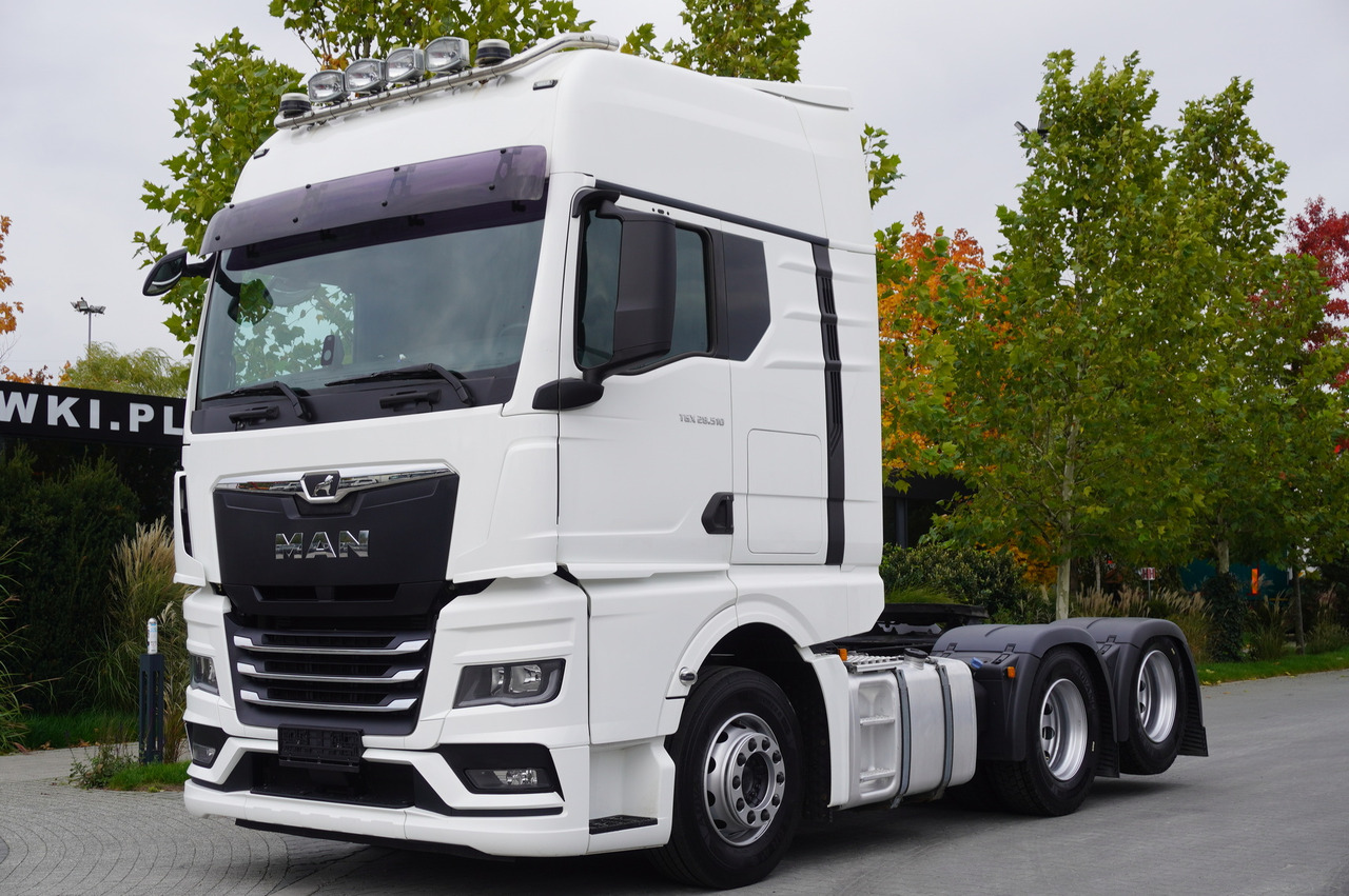 MAN TGX 28.510 6x2 / Sleeper cab / NEW tires / GVW 65 t - Tracteur routier: photos 1 MAN TGX 28.510 6x2 / Sleeper cab / NEW tires / GVW 65 t - Tracteur routier: photos 1