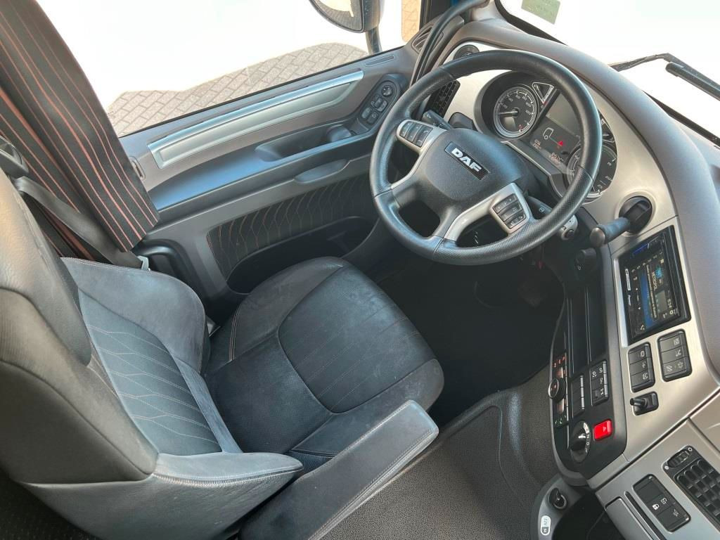 DAF XF 480 FT SSC LD MX-Engine Brake Standklima - Tracteur routier: photos 5 DAF XF 480 FT SSC LD MX-Engine Brake Standklima - Tracteur routier: photos 5
