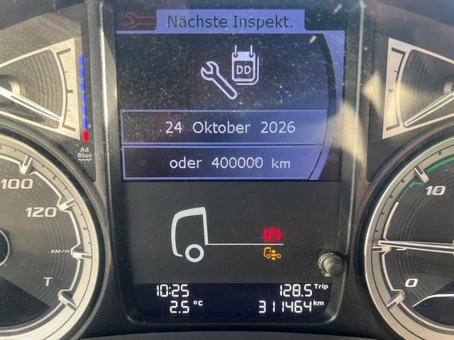 DAF XF 480 FT SSC LowDeck Standklima MX-Brake - Tracteur routier: photos 3 DAF XF 480 FT SSC LowDeck Standklima MX-Brake - Tracteur routier: photos 3