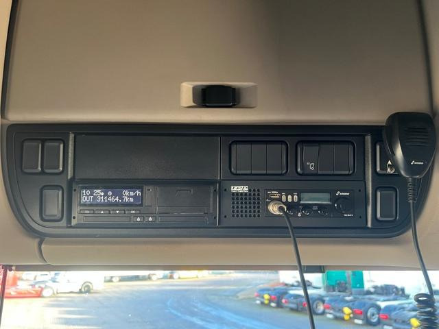 DAF XF 480 FT SSC LowDeck Standklima MX-Brake - Tracteur routier: photos 4 DAF XF 480 FT SSC LowDeck Standklima MX-Brake - Tracteur routier: photos 4