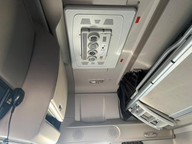 DAF XF 480 FT SSC LowDeck Standklima MX-Brake - Tracteur routier: photos 5 DAF XF 480 FT SSC LowDeck Standklima MX-Brake - Tracteur routier: photos 5