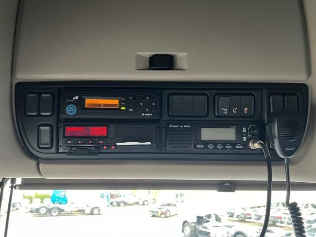 DAF XF 480 FT SSC Retarder Standklima 2-K Hydraulik - Tracteur routier: photos 5 DAF XF 480 FT SSC Retarder Standklima 2-K Hydraulik - Tracteur routier: photos 5