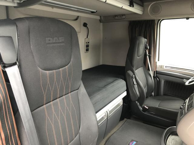 DAF XF 480 FT SSC Retarder Standklima 2x Tank 1050 L - Tracteur routier: photos 2 DAF XF 480 FT SSC Retarder Standklima 2x Tank 1050 L - Tracteur routier: photos 2