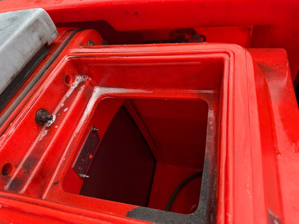 Autolaveuse Hakomatic B1100 Kehr- Nass- Scheuersaugmaschine: photos 8