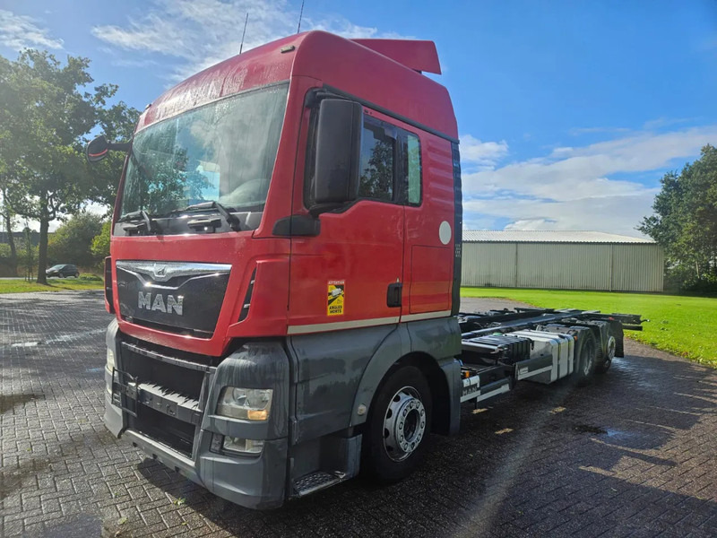 MAN TGX 24.400 6X2 BDF Euro 6 - Camion porte-conteneur/ Caisse mobile: photos 1 MAN TGX 24.400 6X2 BDF Euro 6 - Camion porte-conteneur/ Caisse mobile: photos 1