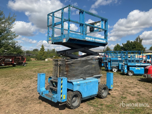 2007 Genie GS2668RT 4x4 Diesel Scissor Lift - Nacelle ciseaux: photos 2 2007 Genie GS2668RT 4x4 Diesel Scissor Lift - Nacelle ciseaux: photos 2